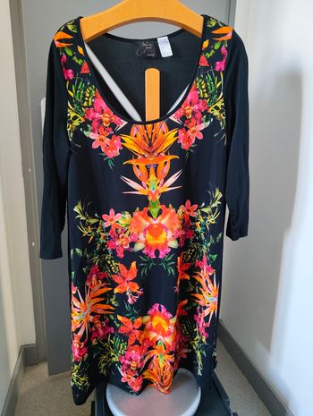 Tunique légère et colorée