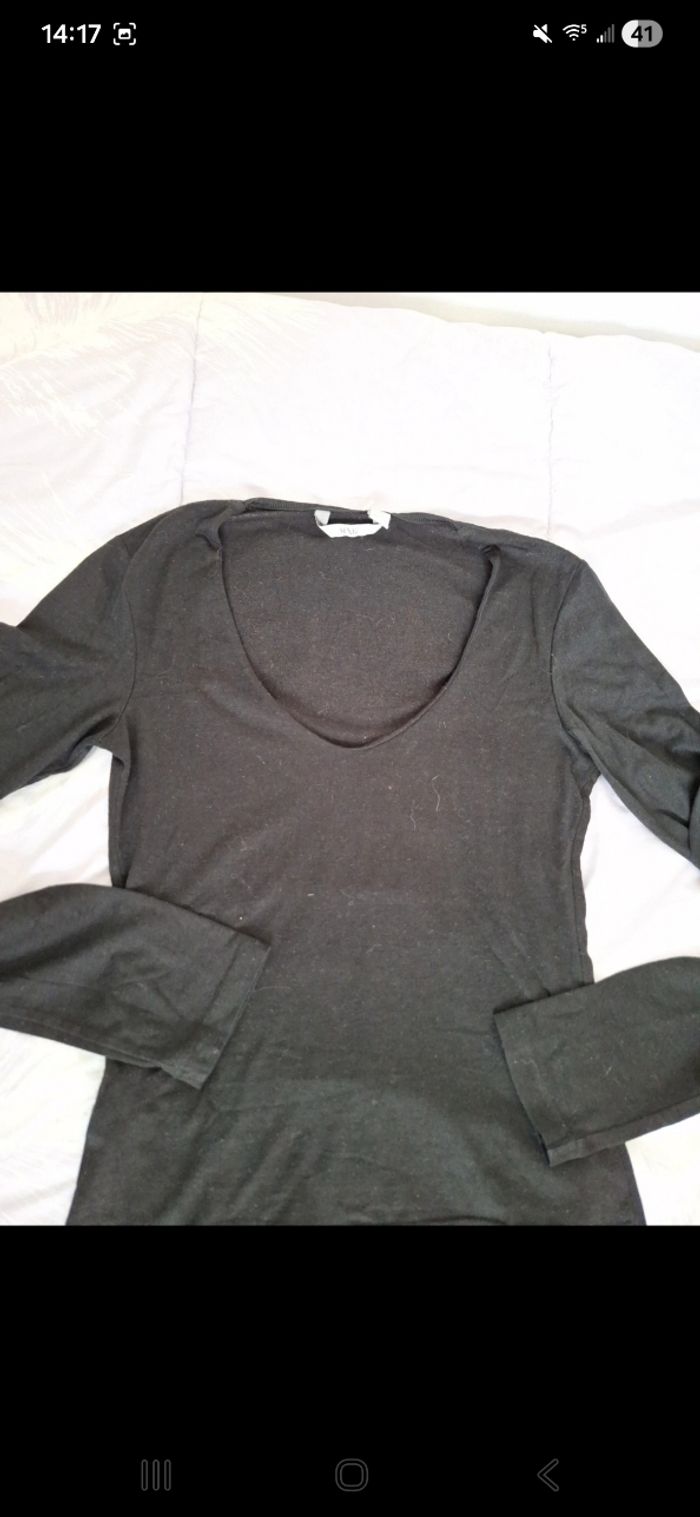 T-shirt noir - photo numéro 2