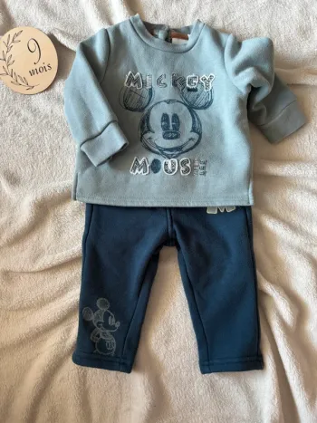 Ensemble Mickey épais 9 mois