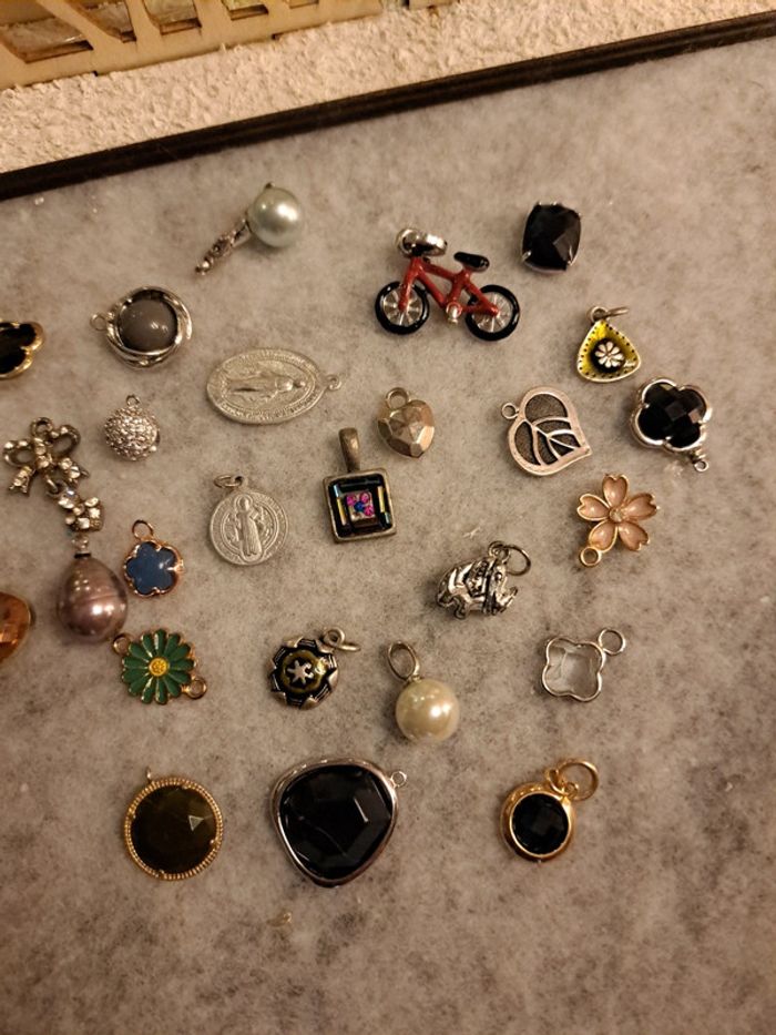 Lot de pendentifs diverses multicolore - photo numéro 5