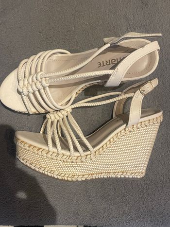 Chaussure compensée neuve taille 38