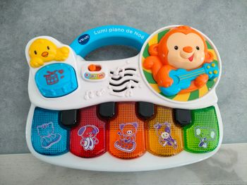 Lumi piano de Noé
