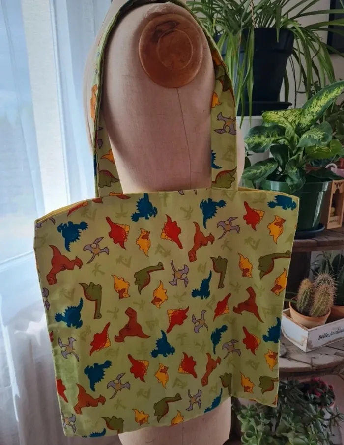 Sac enfant pour l'école ou les loisirs tote bag
