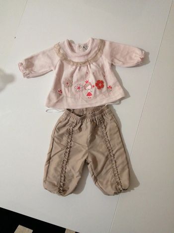 Ensemble bébé fille 1 mois