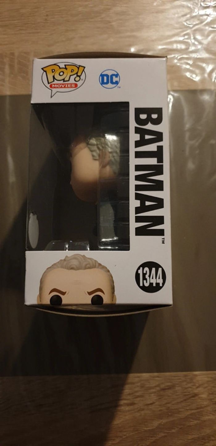 Figurine Funko Pop! Batman 1344 - The Flash (Michael Keaton) - Special Edition - photo numéro 3