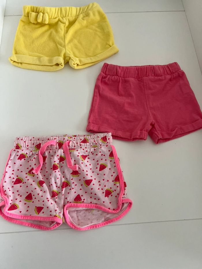 Lot de 3 shorts Orchestra taille 18M / 81cm