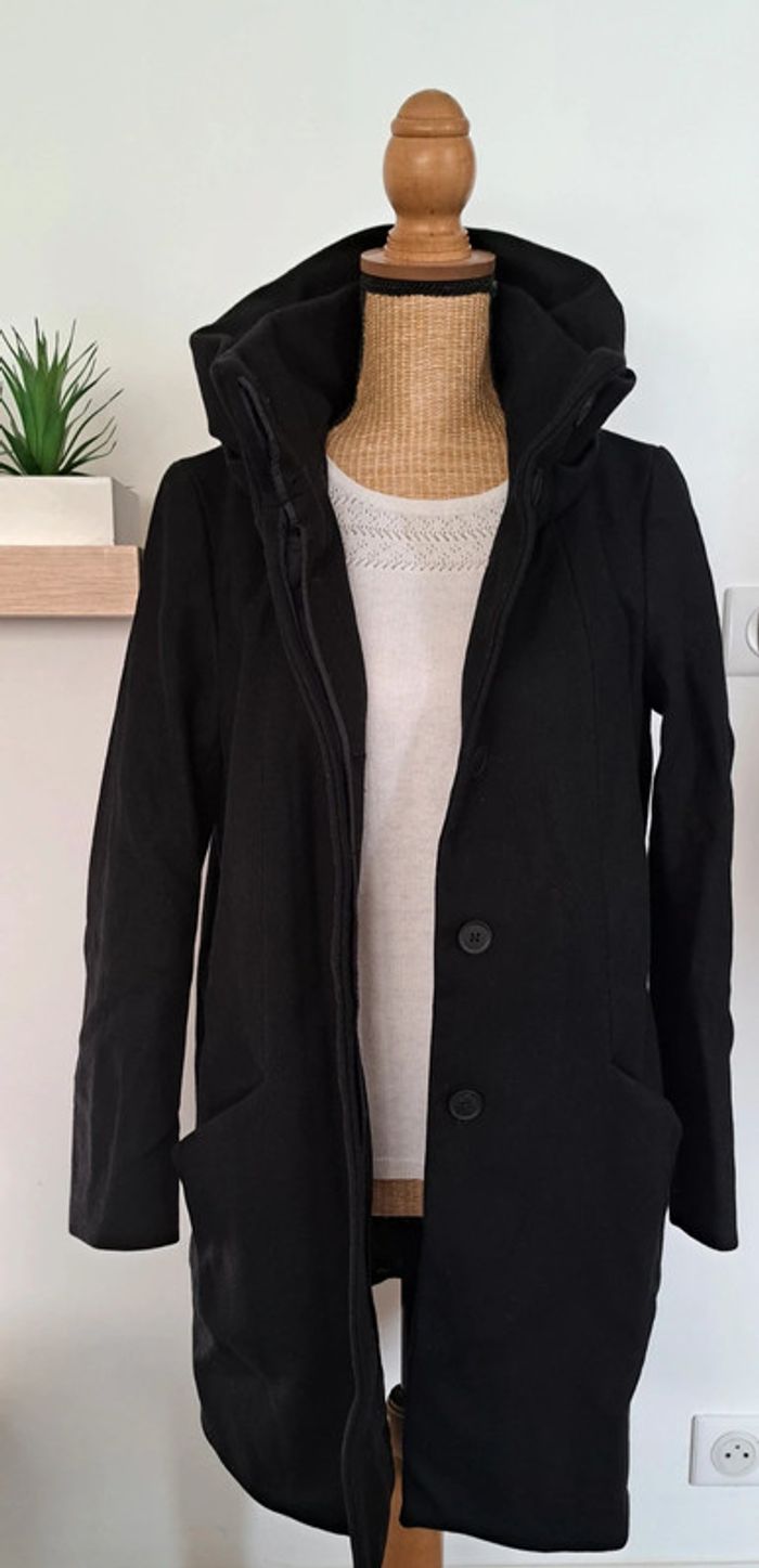 Manteau noir Zara