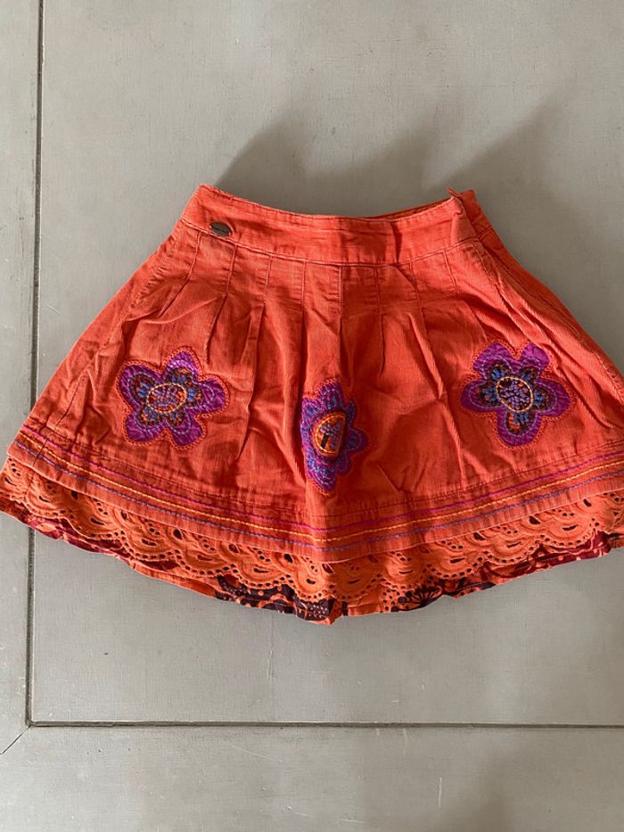Jupe Catimini orange avec fleurs brodées 6 ans en velours côtelé