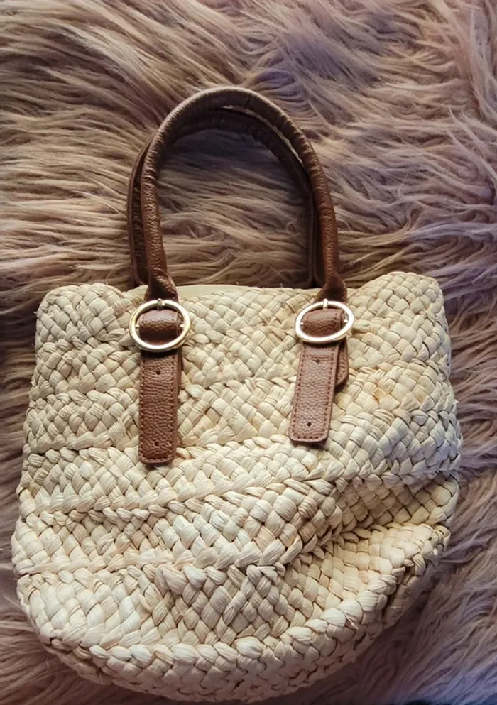 Petit sac en osier