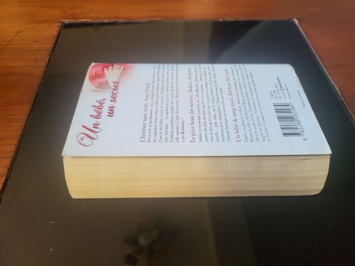 Livre 📖 un bébé, un secret - photo numéro 3
