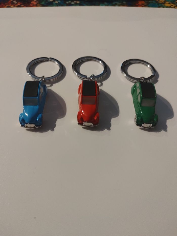 Porte clé Citroën 2 cv - photo numéro 2