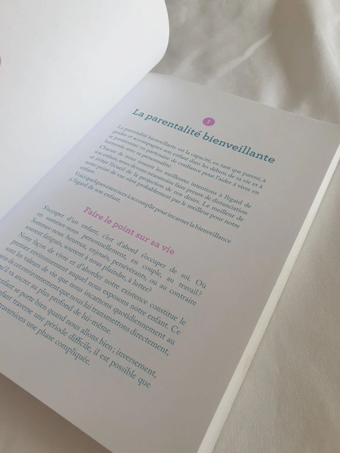Livre Vivre la pensée Montessori à la maison - photo numéro 6