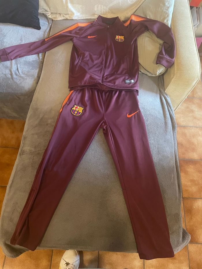 Ensemble Nike Barcelone 10/12 ans