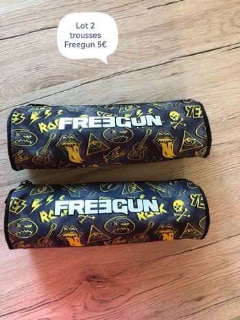 Lot de deux trousses freegun