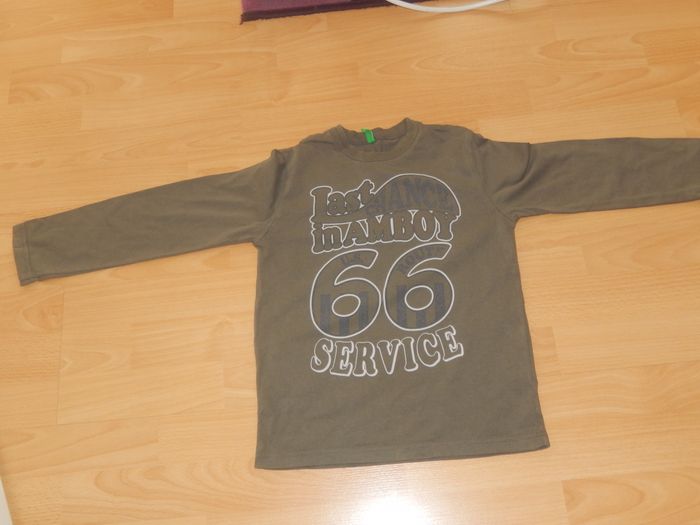 tee shirt benetton 6 7 ans - photo numéro 4