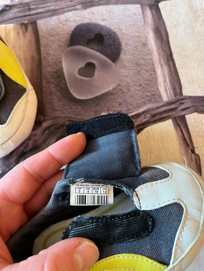 Basket Puma pointure 19 - photo numéro 3
