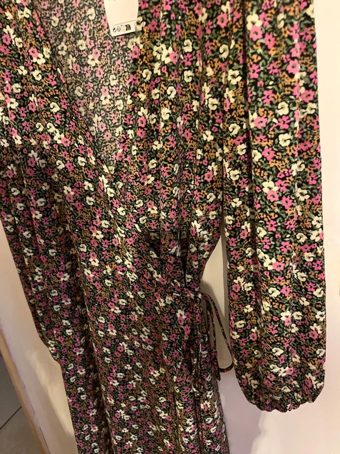 Robe fleurie cache coeur  Mango XL neuve - photo numéro 4
