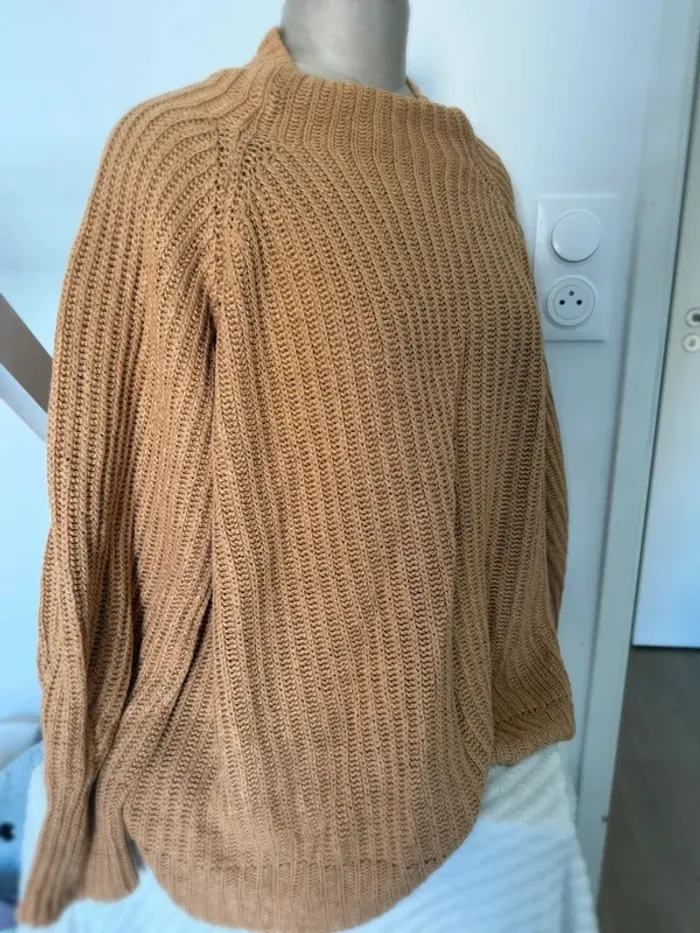 Pull oversize côtelé camel - style décontracté