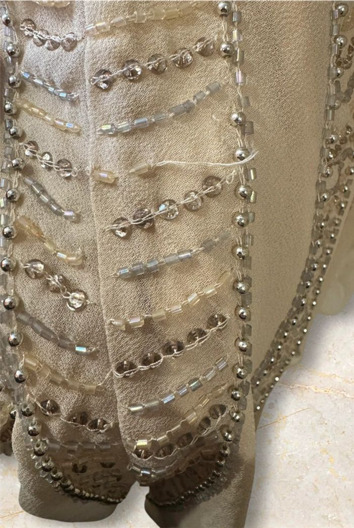 Robe patineuse courte à rayures en perles et sequins - photo numéro 4