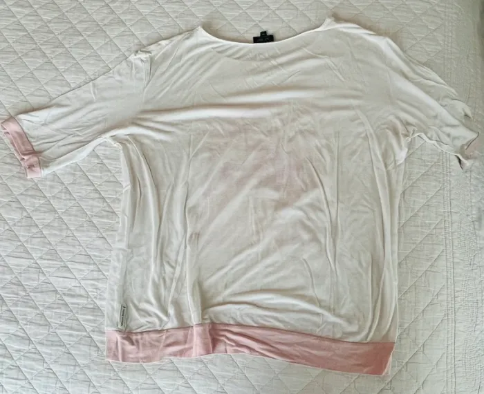Tee-shirts Armani Jeans taille 40 FR - photo numéro 2