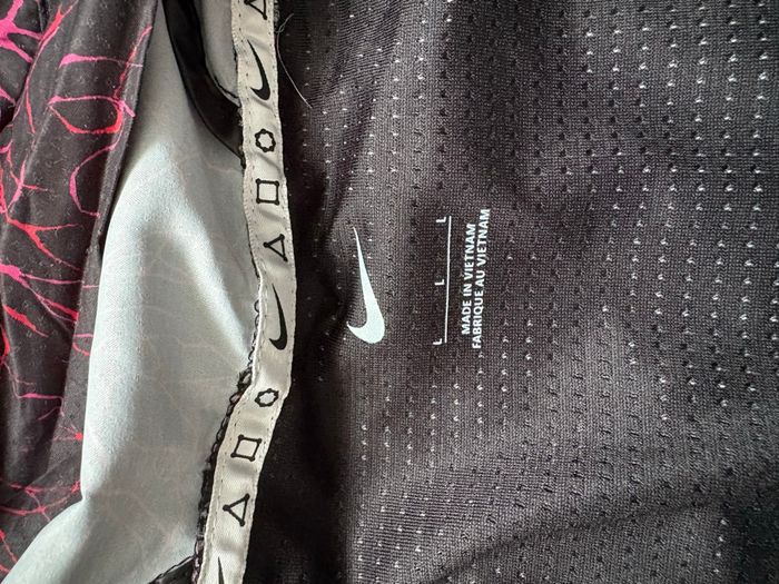 Veste coupe-vent Nike D.Y.E🌧️ - photo numéro 3