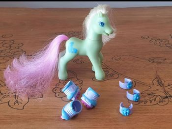 Mon Petit Poney G2 Flash  Glittery Skater (rare)