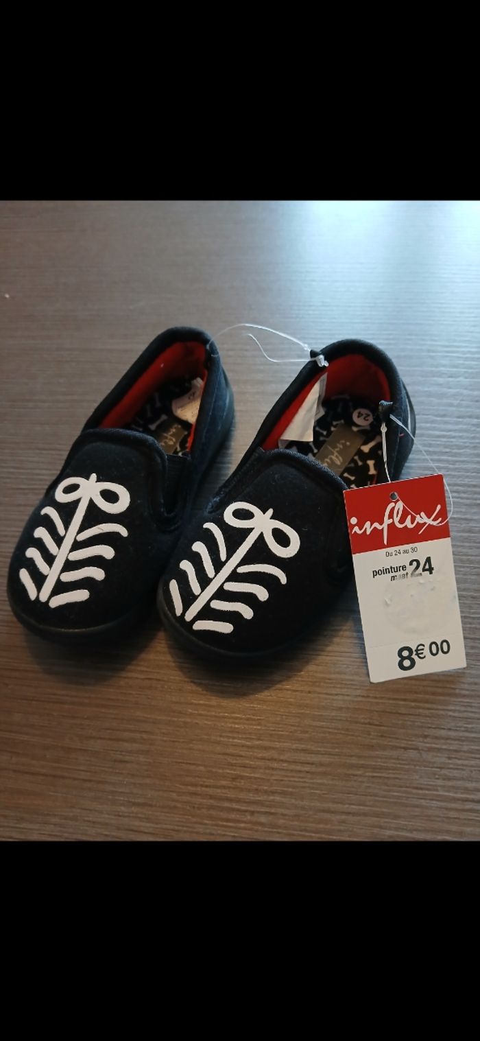 Chaussons garçon 24