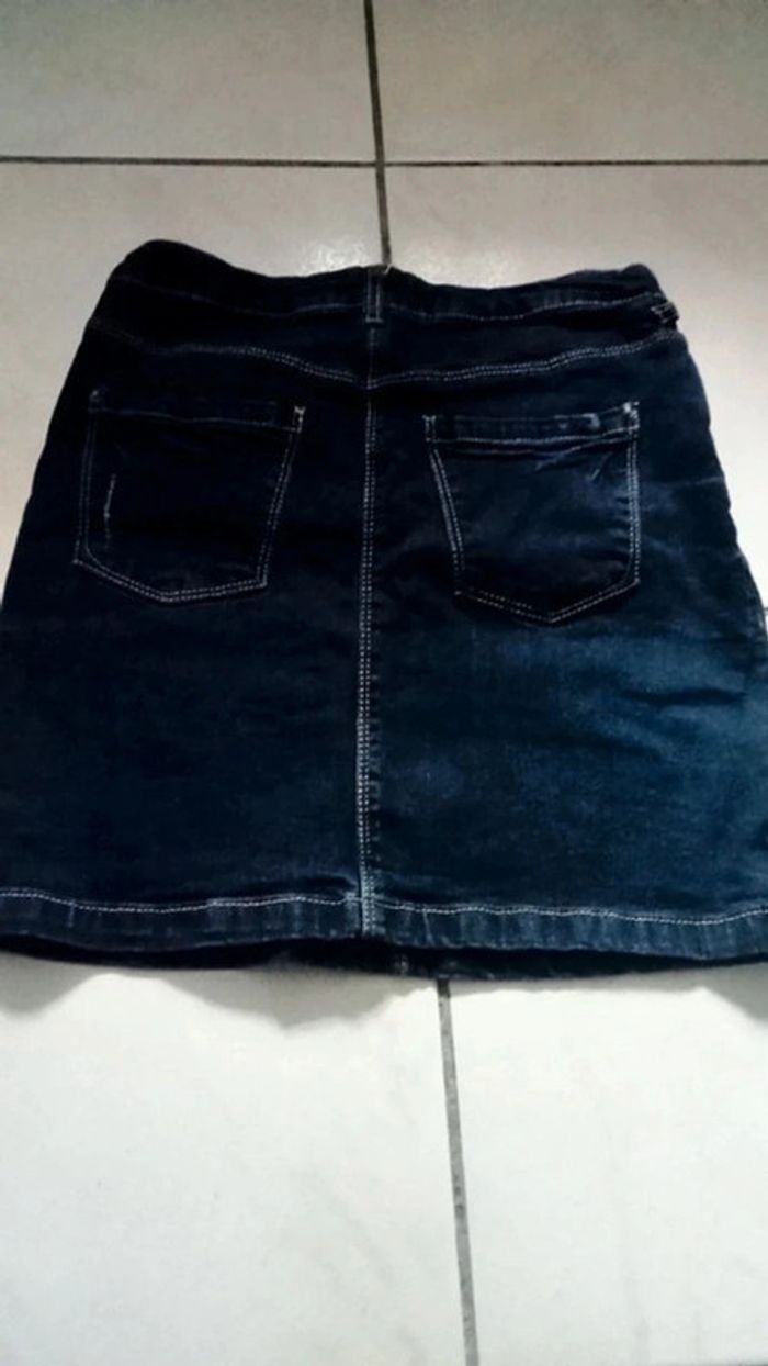 Magnifique jupe en jean avec poches - photo numéro 2