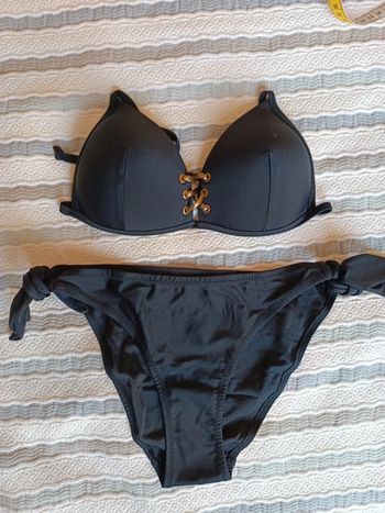 Maillot de bain noir t.36 neuf