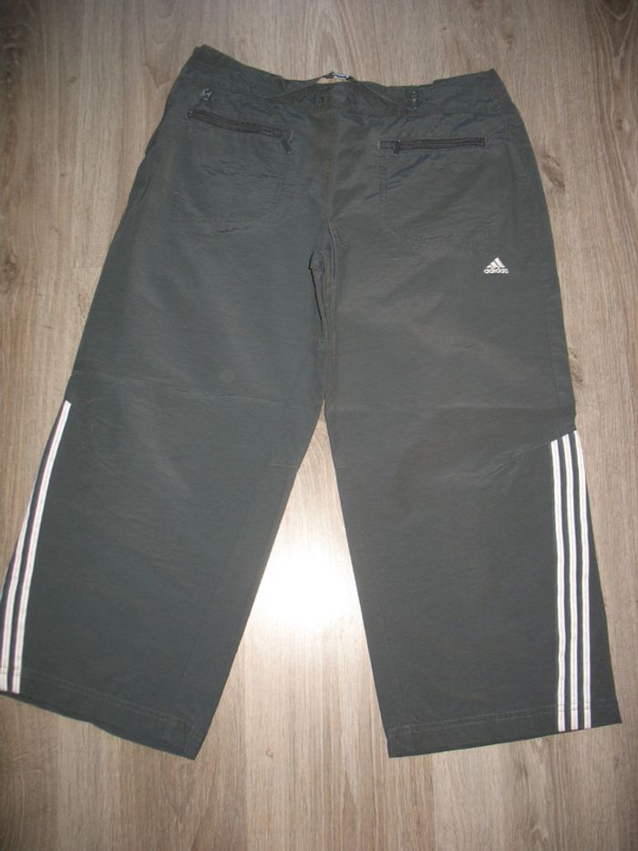PANTACOURT DROIT GRIS FONCE "ADIDAS" - TAILLE 40 - n°05 - photo numéro 7