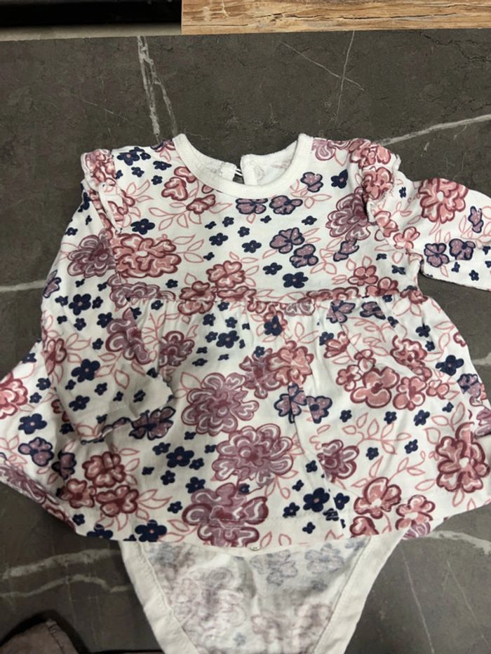 Hauts manches longues 3 mois - photo numéro 3