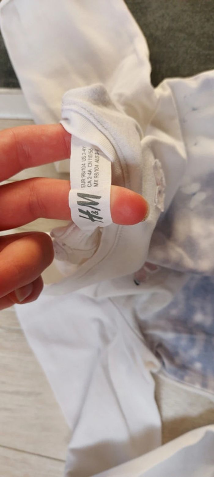 T shirt blanc, manches longues, avec dessin de licorne, H&M, 2/4 ans - photo numéro 2