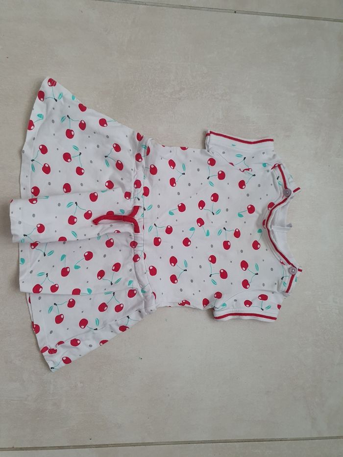 Robe 6 mois