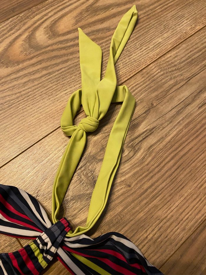 Maillot de bain 1 pièce rayé rose blanc noir vert en T34 de la marque 3 suisses - photo numéro 4