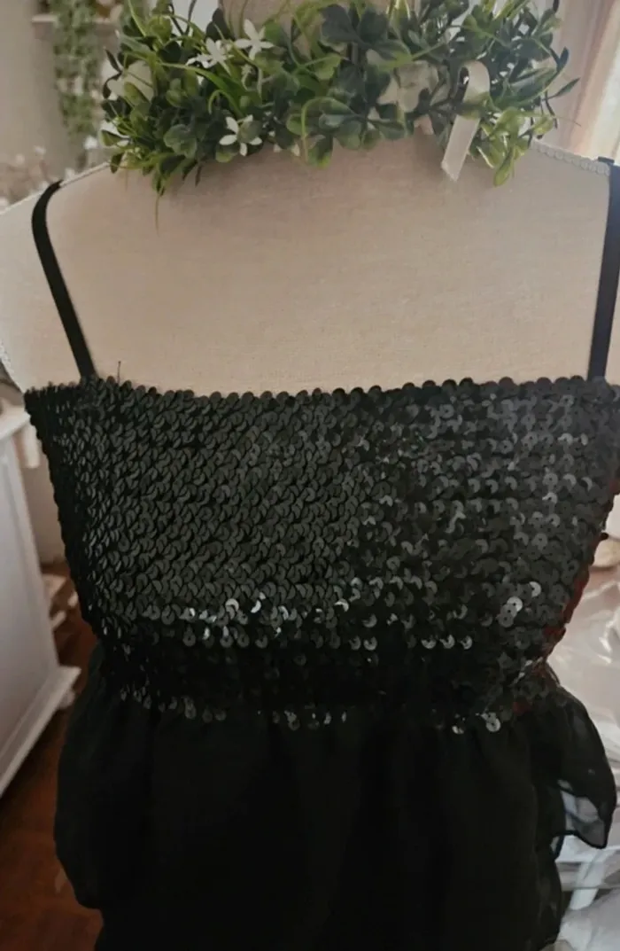 Robe noire volantée à sequins Women Only Taille 40 Neuve