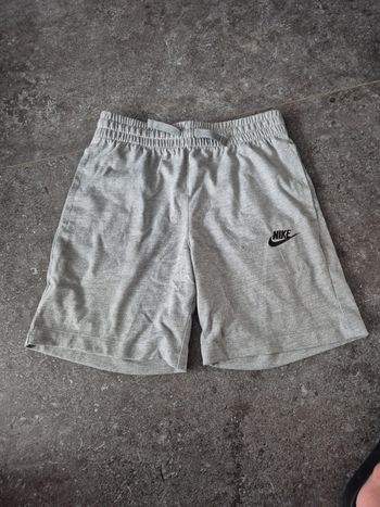 Short enfant nike