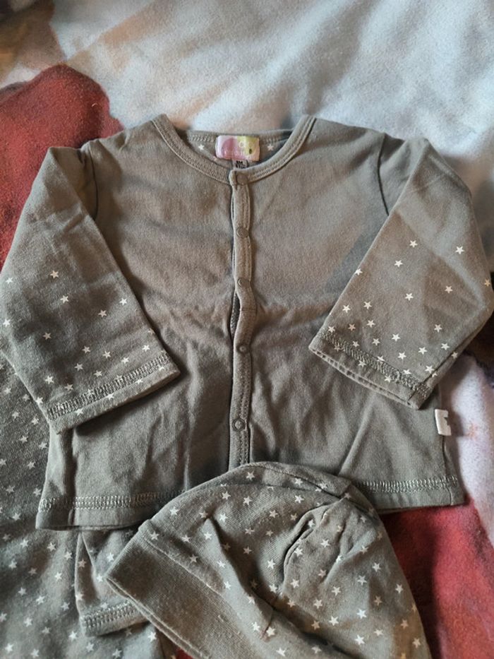 Lot bébé 6 mois - photo numéro 6