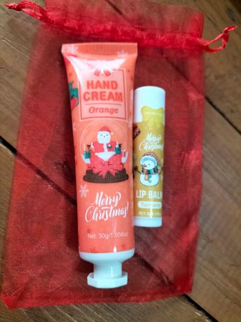 Crème pour les mains a l'orange et baume à lèvre curcuma