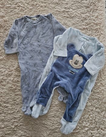 Lot 2 pyjamas chaud 3 mois