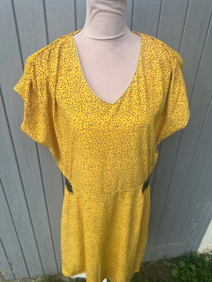 Robe été sans manches légère jaune noir col V décolleté - photo numéro 2