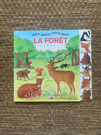 Livre rigide enfant la forêt