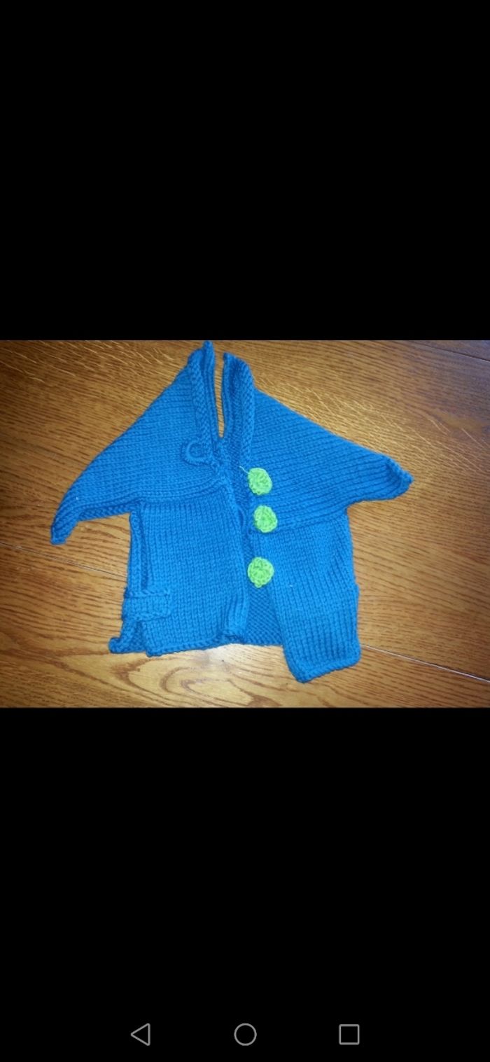 Veste fait main 9 mois