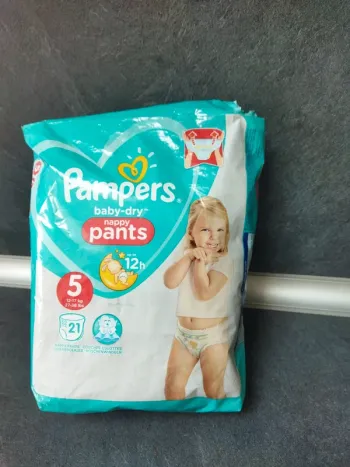 Paquet 14 couches culottes Pampers baby dry taille 5