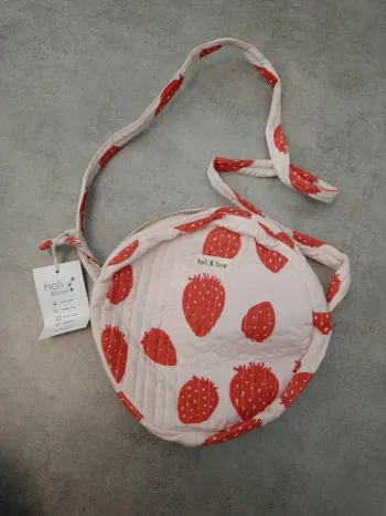 Sac à main rond en bandoulière holi&love motif fraises pink strawberry