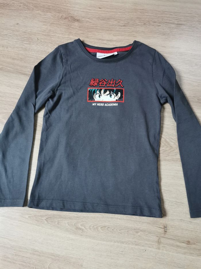 T-shirt gris manches longues My Hero Academia 8 ans