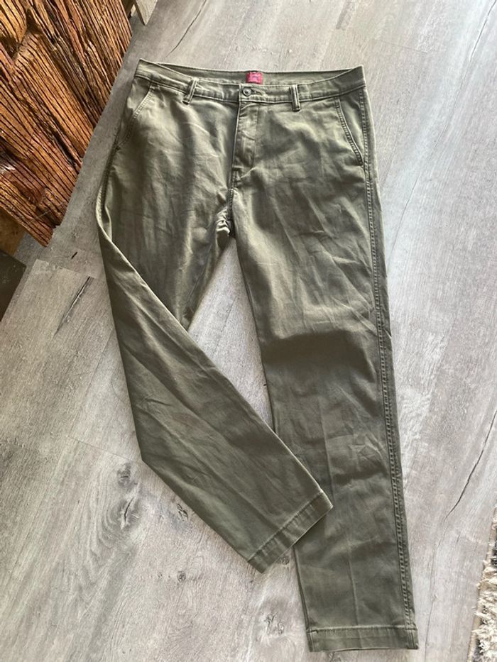 Chino Levis kaki 34/32
