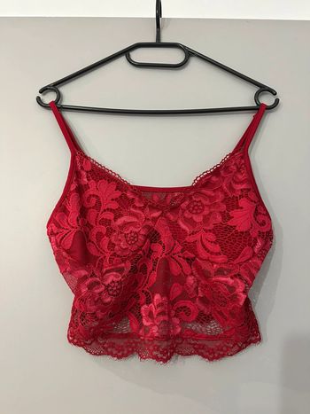 Petit top en dentelle rouge Shein taille M