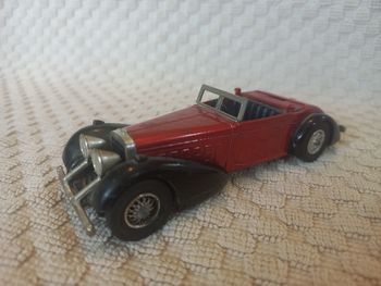Véhicule miniature vintage – Hispano-Suiza 1938 (Matchbox Y-17)