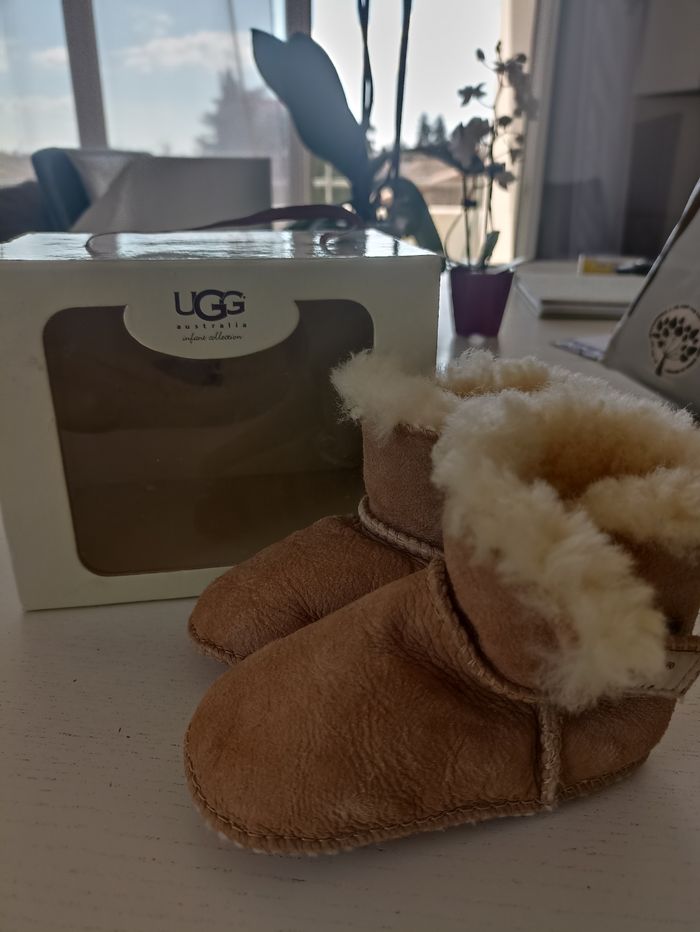 Bottines UGG bébé tout comme les grands - photo numéro 3