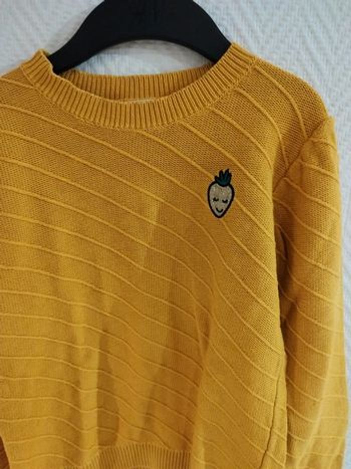 Pull jaune - photo numéro 2